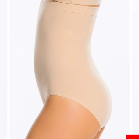 SPANX Higher Power Panties - Picture 2 of 5
